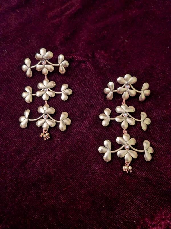 Patabahar earrings